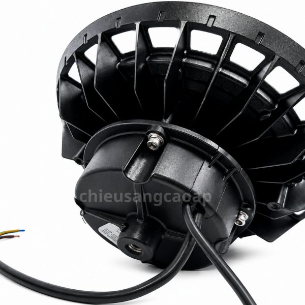 mặt sau nghiêng phải của xnc-27