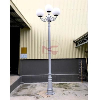 cot san vuon pine 4 bong