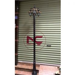 cột đèn trang trí sân vườn