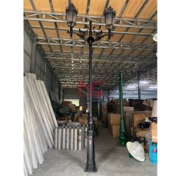 cột đèn trang trí sân vườn