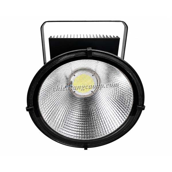 Đèn pha năng lượng mặt trời PNC49