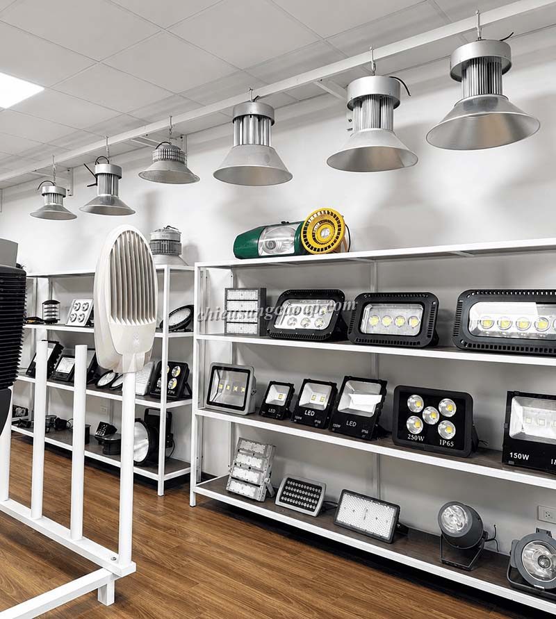 Cách bố trí đèn LED nhà xưởng phù hợp